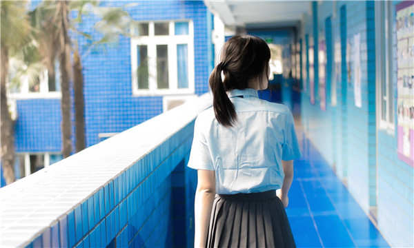 丹棱如何找到一个可以帮助我生孩子的女人？